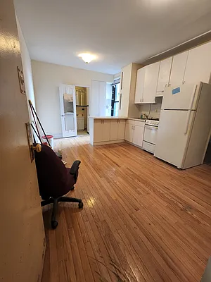 Rented by ONE Manhattan Real Estate | media 8