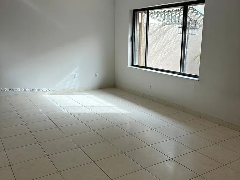 613 Patio Village Way — Photo 10