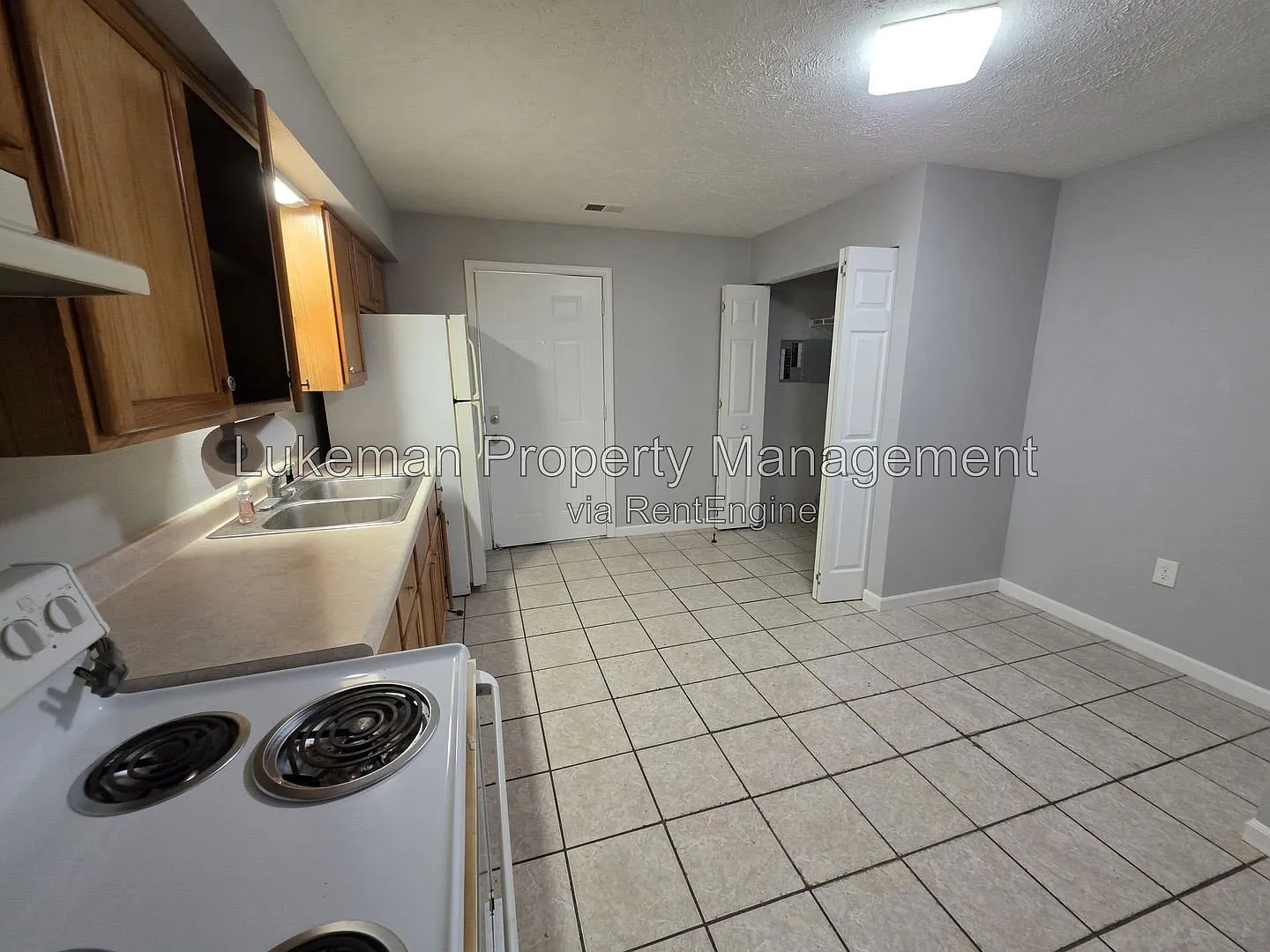 2 bed, 1.0 bath, 800 sqft, $950 — Photo 3