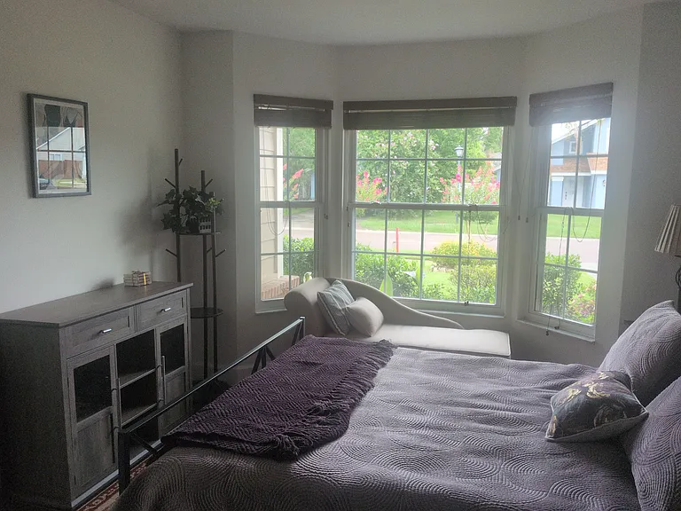 1426 Silverthorn Dr — Photo 20