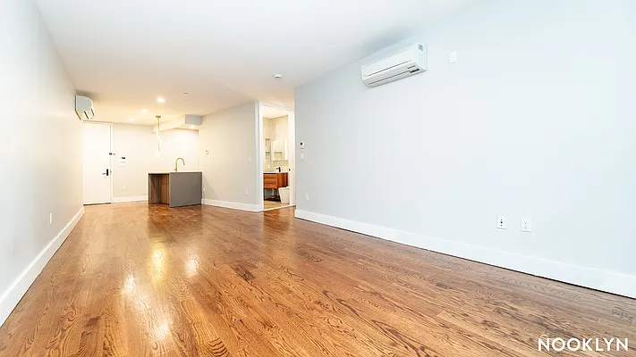 Rented by Nooklyn NYC LLC | media 86