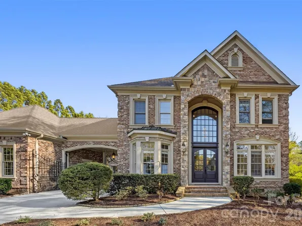 9805 Strike The Gold Ln, Waxhaw, NC 28173