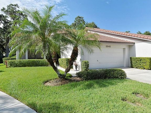 2nd image of 3940 Wilshire Cir E #170