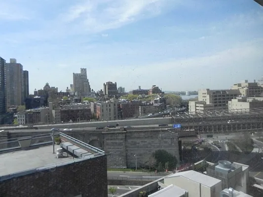 Sold by Sotheby's International Realty | media 17