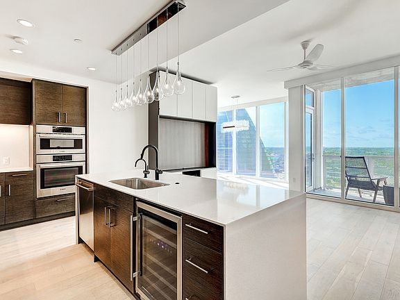 2nd image of 301 West Ave #3105