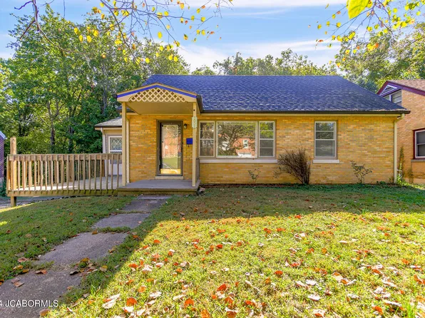 1021 Hawthorne Pkwy, Jefferson City, MO 65109