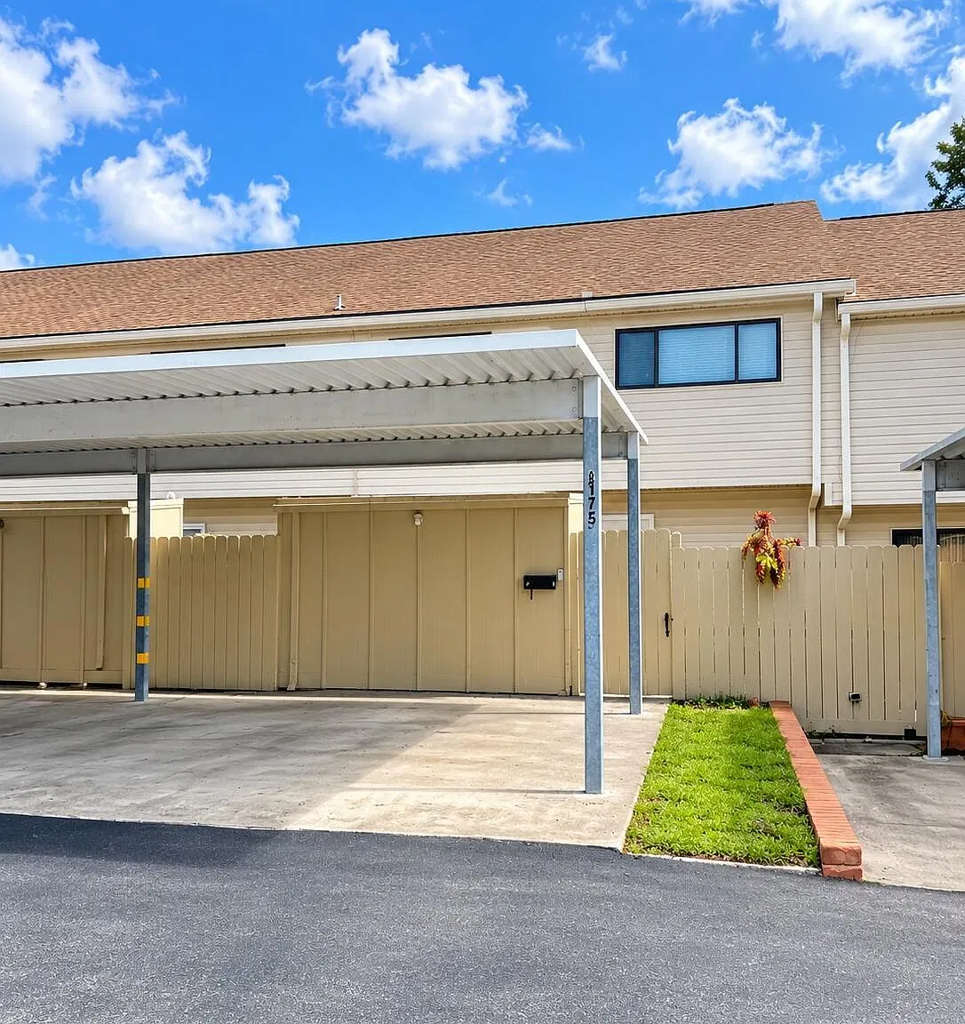 3 bed, 2.5 bath, 1820 sqft, $1,800 — Photo 4