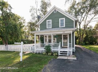 1035 Elliott Ave, Aurora, IL 60505