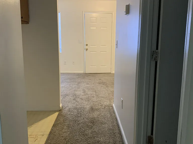 1278 S Hayne St #109-B — Photo 3