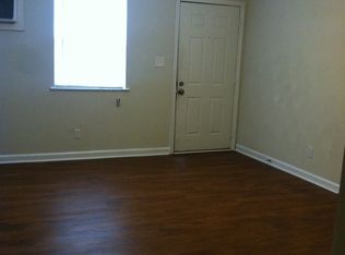 715 Easy St, Norfolk, VA 23505
