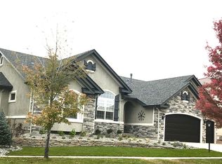10127 Palisade Ridge Dr, Colorado Springs, CO 80920