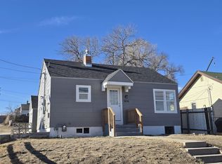 1414 Hugur Ave, Cheyenne, WY 82001