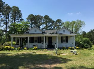 2848 Mewborn Church Rd, Snow Hill, NC 28580