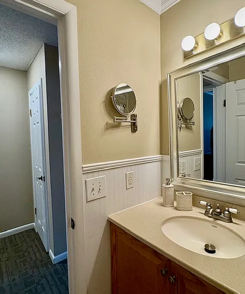 25 S 11th St #31 — Photo 15