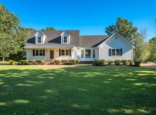 1089 Yellow Creek Rd, Dickson, TN 37055