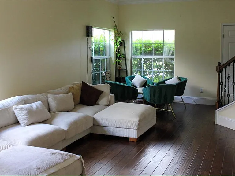 12927 Boggy Pointe Dr — Photo 3