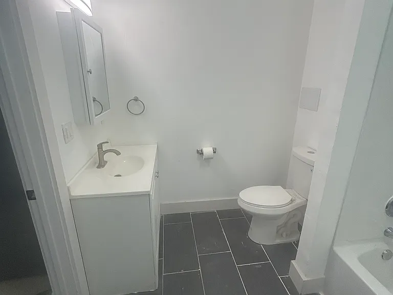 301 Grand Ave #107 — Photo 9