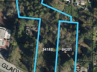 34201 Gladys Ave, Abbotsford, BC V2S 2E8