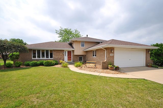 1st image of 8301 Blue Spruce Ct