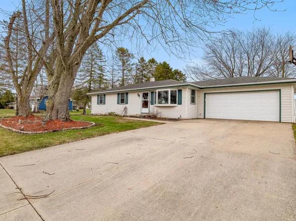 710 Randolph STREET, Mishicot, WI 54228