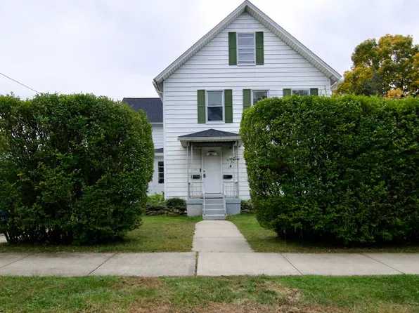 1016 Chestnut St, Palmer, MA 01069