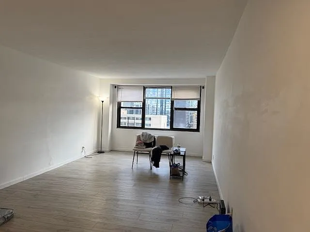 201 Saint Pauls Ave #9F — Photo 4