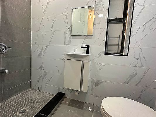 5th image of 2310 Bedford Ave APT 2