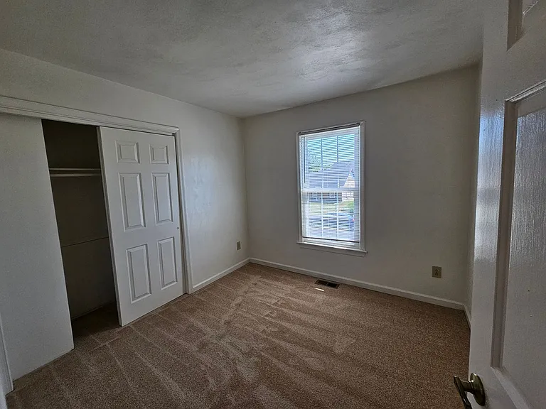 5416 Sweetwater Ct — Photo 13