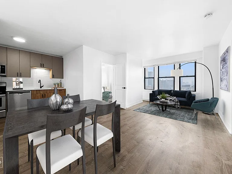 Granville Apartments — Photo 37