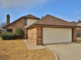 1731 Lionsgate Cir, Bethany, OK 73008