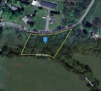 200 S Cedar St, Cross Plains, TN, 37049