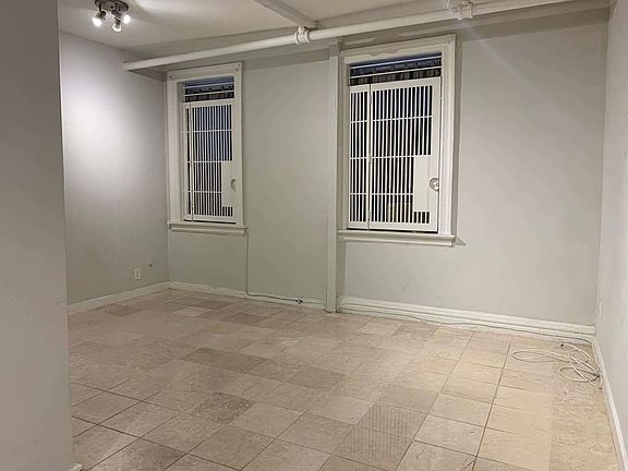 3rd image of 3095 30th St #1B