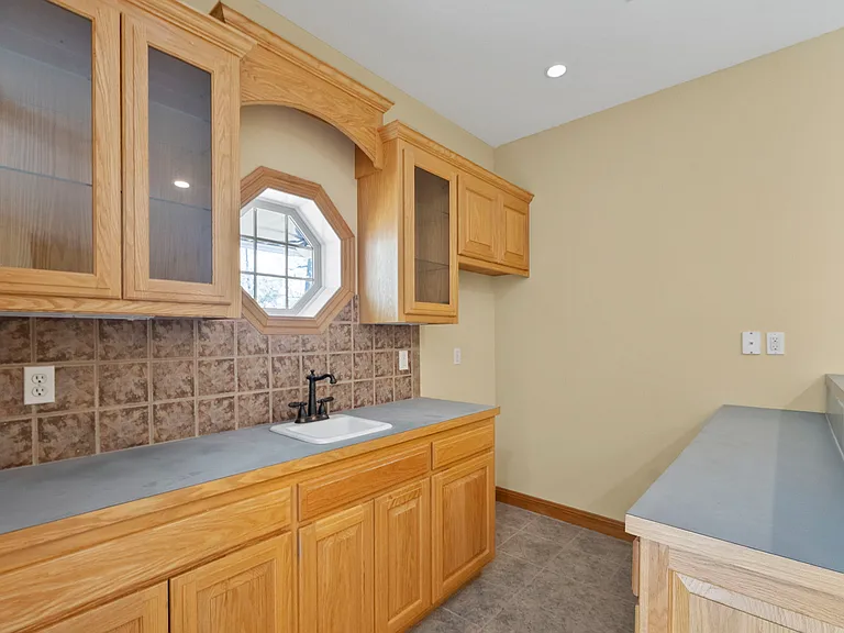 3902 NE Cadbury Ave — Photo 50
