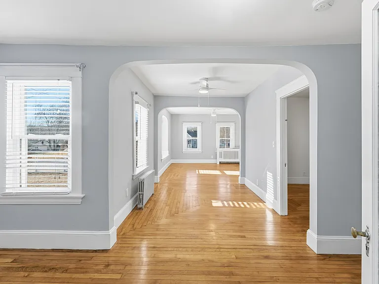 17 N Pleasant St #2 — Photo 12