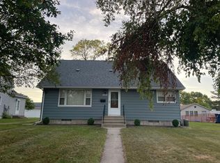 906 15th St S, Benson, MN 56215