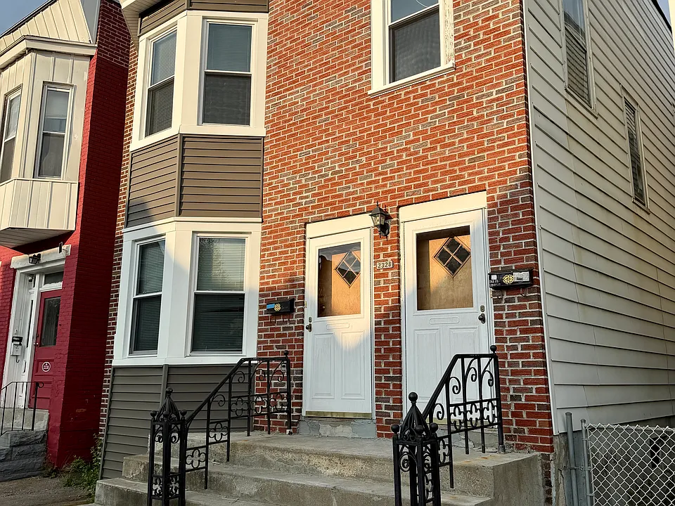 2328 3rd Ave #2