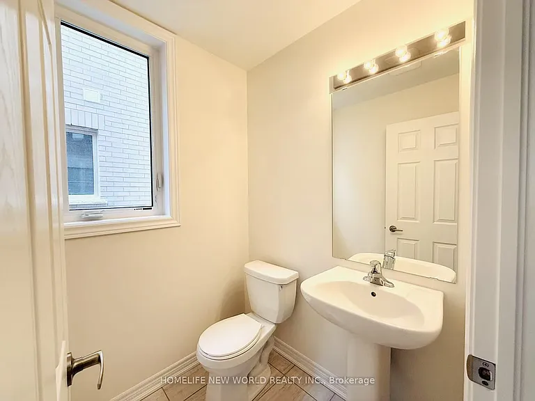 925 Crowsnest Holw — Photo 18