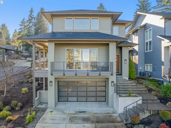 2490 Panorama Dr, Eugene, OR 97405