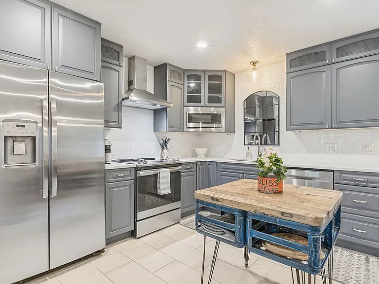 488 E Olmos Dr #1 — Photo 13