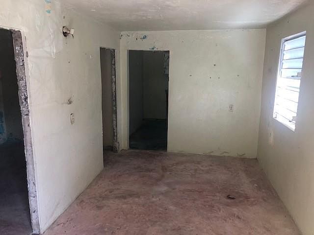2nd image of Parcela 11 Calle Margarita