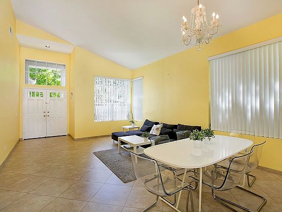 5th image of 5230 Caminito Vista Lujo