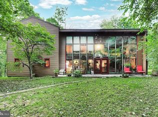 650 Hess Farm Rd, Dallastown, PA 17313