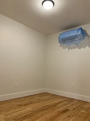 Rented by null | media 4