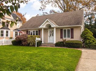 179 Oldfield Ave, Amityville, NY 11701