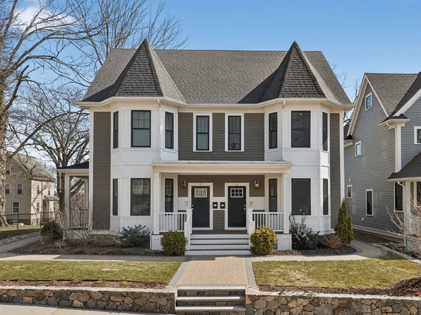 49-51 Brown Ave, Roslindale, MA 02131