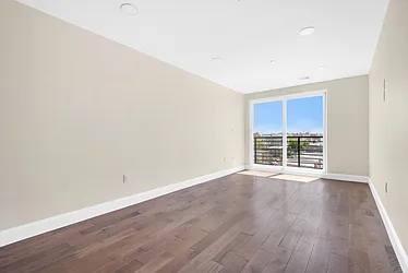 29-10 21st Street, #701