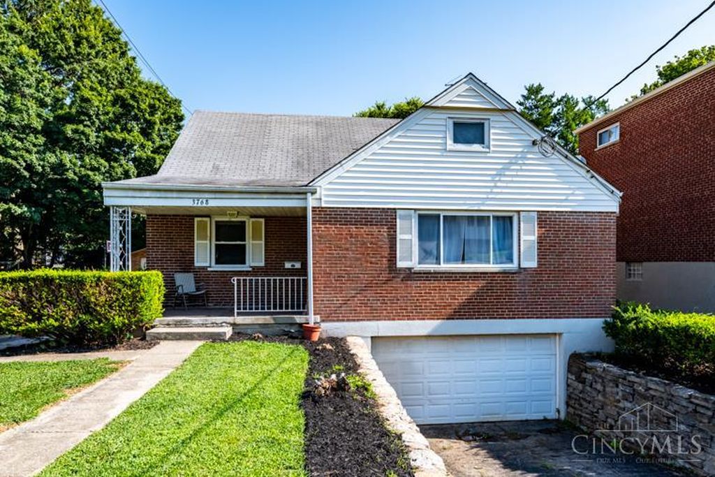 Real estate listing image