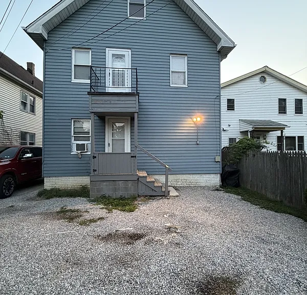 1623 Hopkins Ave #3 — Photo 2