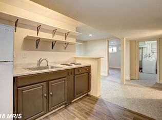534 Irving St NW #B, Washington, DC 20010