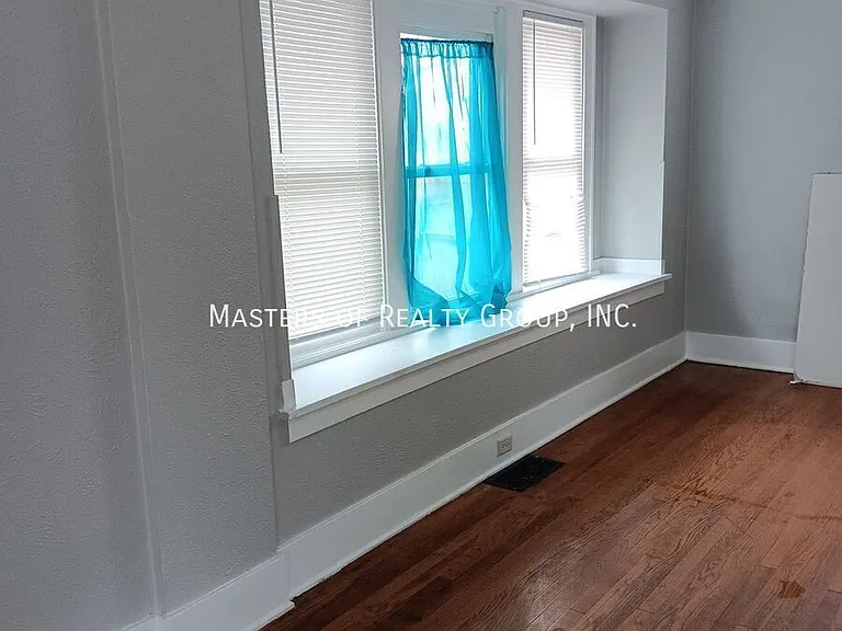 1129 Diamond Ave — Photo 18